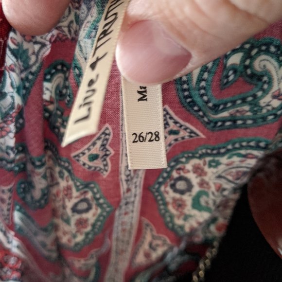 Pretty Boho Blouse - Picture 5 of 6